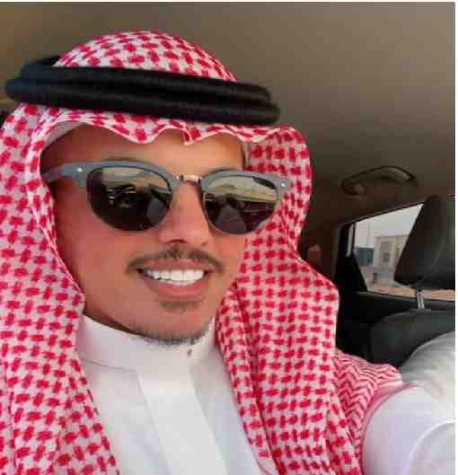 من هو مصمم العبايات يوسف المطيري ويكيبيديا السيرة الذاتية